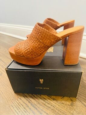 Frye Woven Leather Platform Mule in Cognac Brown